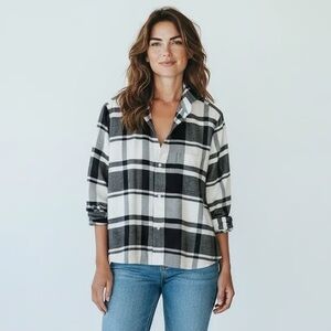 FRANK & EILEEN Sylvio black and white plaid flannel button down shirt